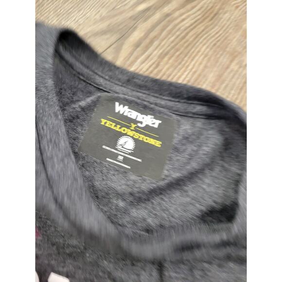 Wrangler Yellowstone Dutton Dance Montana Wolf Dark Gray T Shirt Medium - Picture 2 of 3